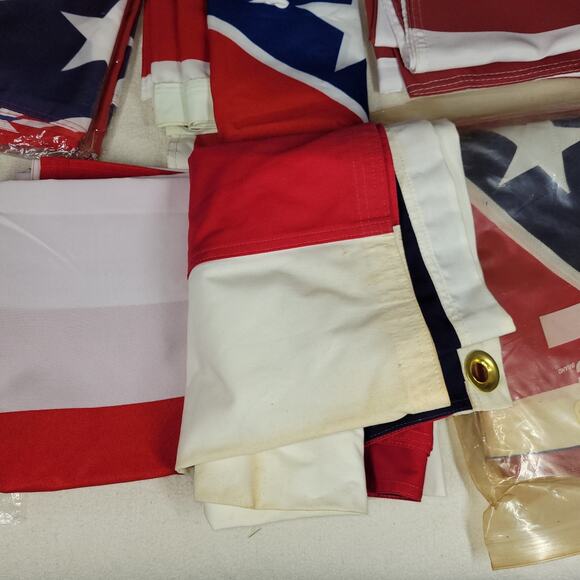 Vintage Lot of Civil War Flags Reproduction Union Confederacy - Picture 2 of 12